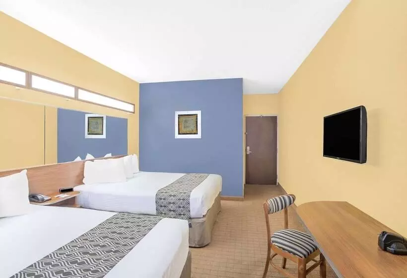 Microtel Inn & Suites Chili/rochester