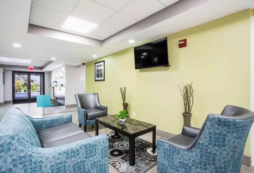 모텔 Quality Inn White House