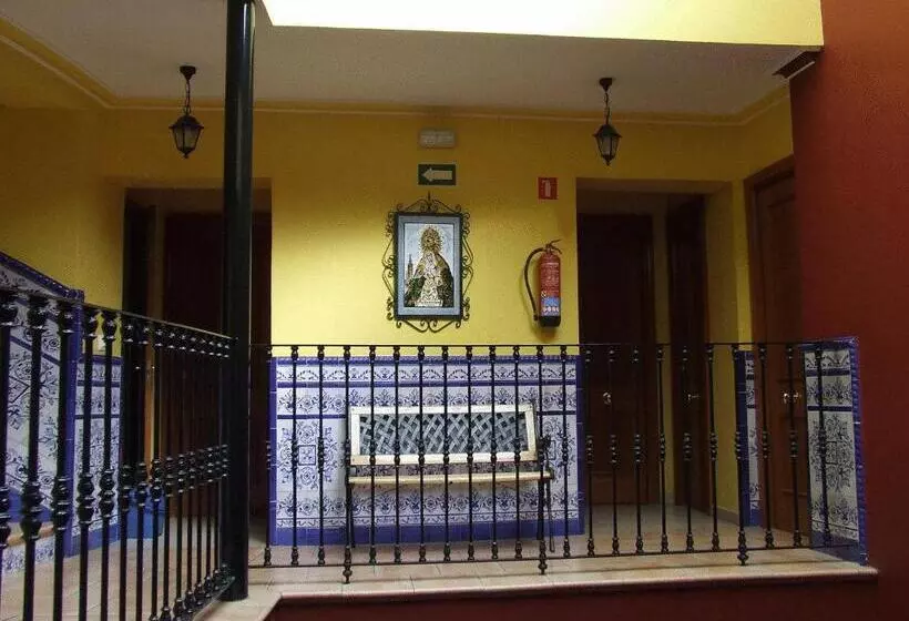 Pensión Macarena