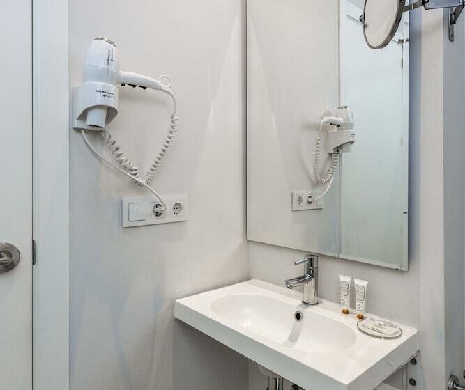 Suites Sevilla Plaza