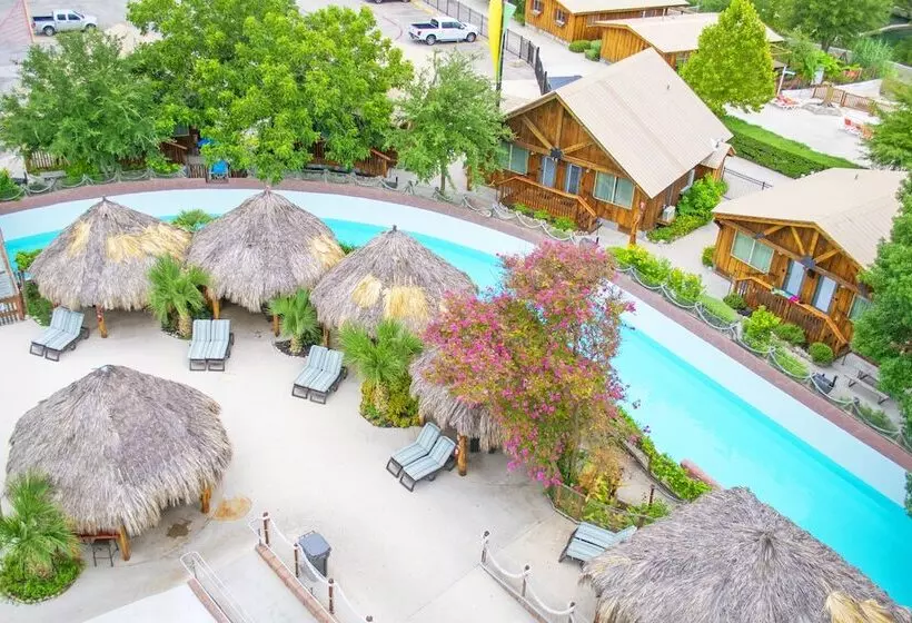 The Resort At Schlitterbahn