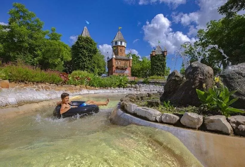 The Resort At Schlitterbahn