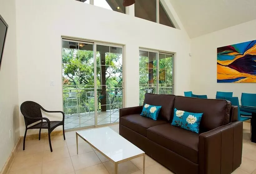 The Resort At Schlitterbahn