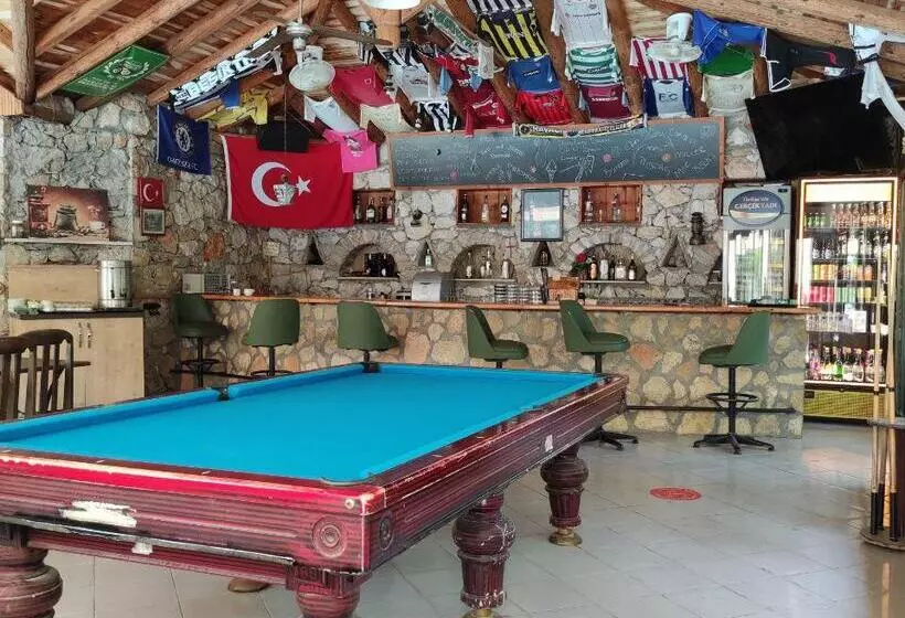 Gunes Hotel & Apartments