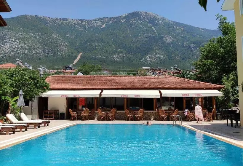 Gunes Hotel & Apartments