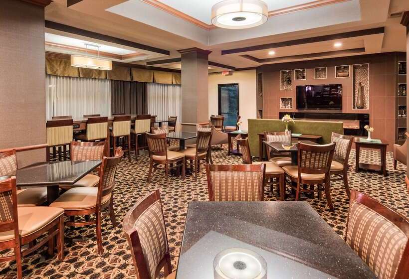 Отель Best Western Plus Clearfield