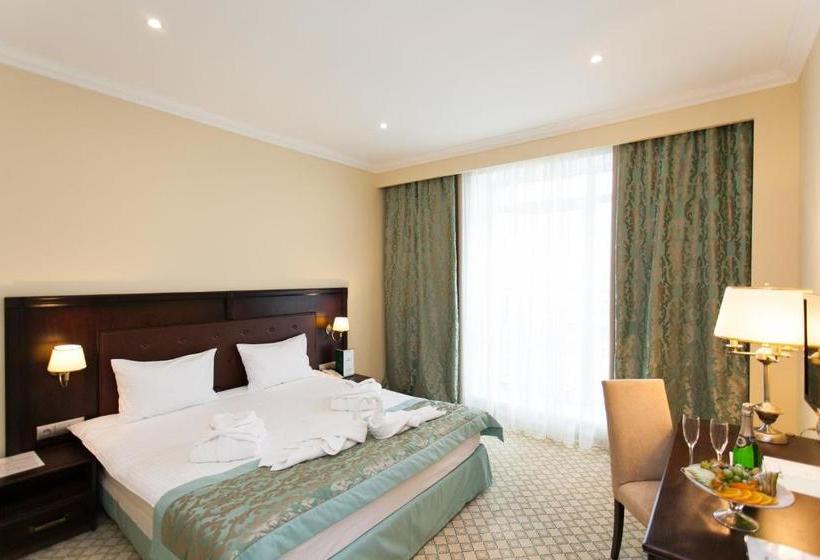 בית מלון כפרי Bilyar Palace