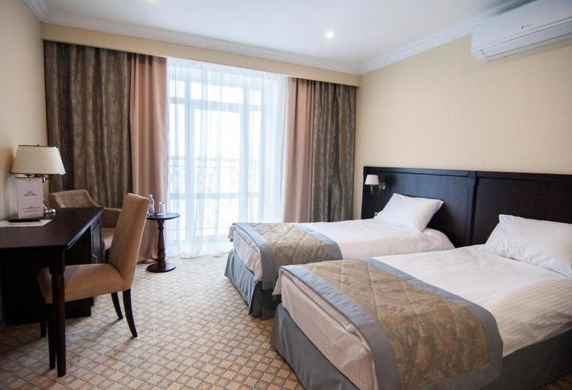 בית מלון כפרי Bilyar Palace