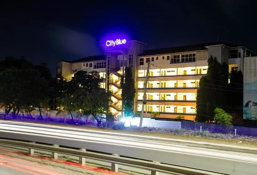 Cityblue Creekside Hotel & Suites