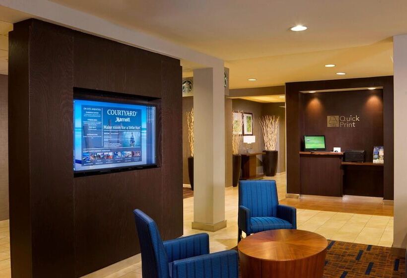 호텔 Courtyard By Marriott Brownsville