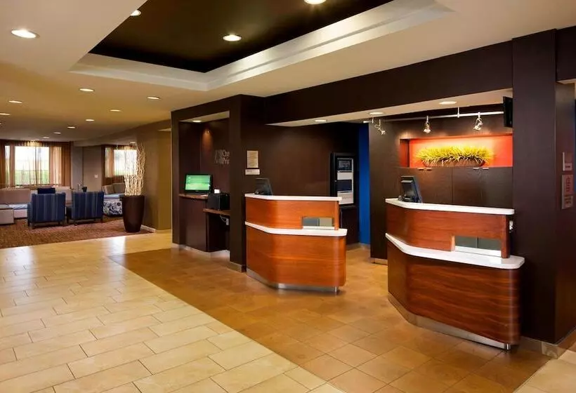 호텔 Courtyard By Marriott Brownsville