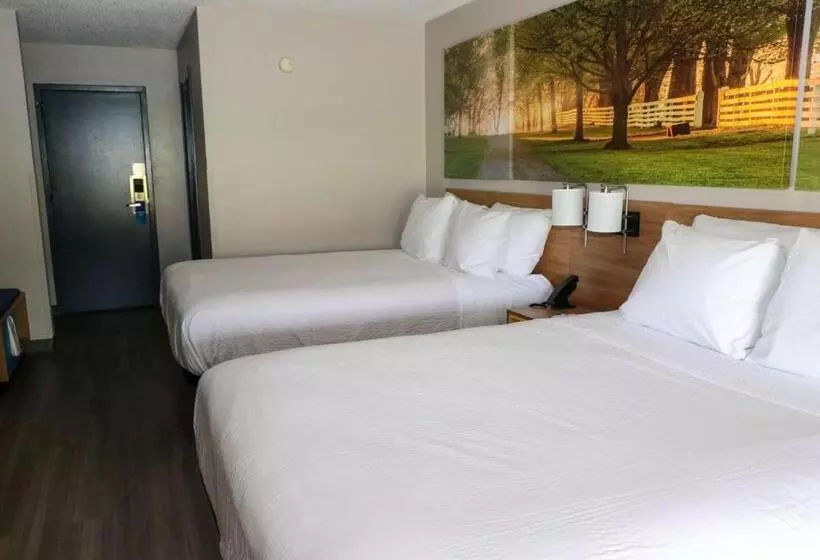 호텔 Days Inn By Wyndham Farmville