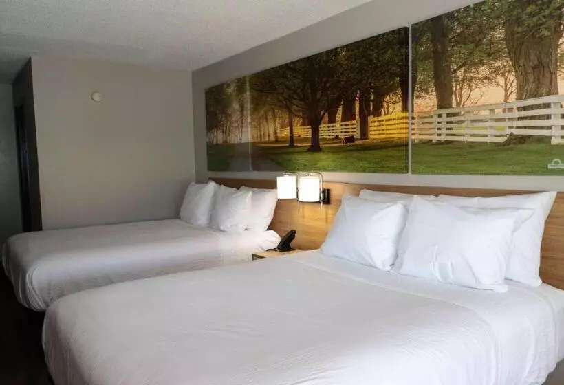 호텔 Days Inn By Wyndham Farmville