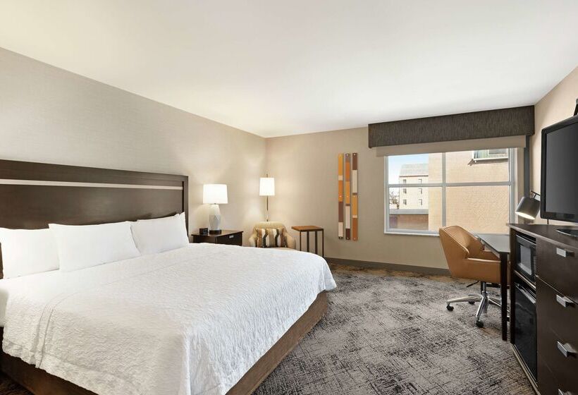 فندق Hampton Inn Portland Downtownwaterfront