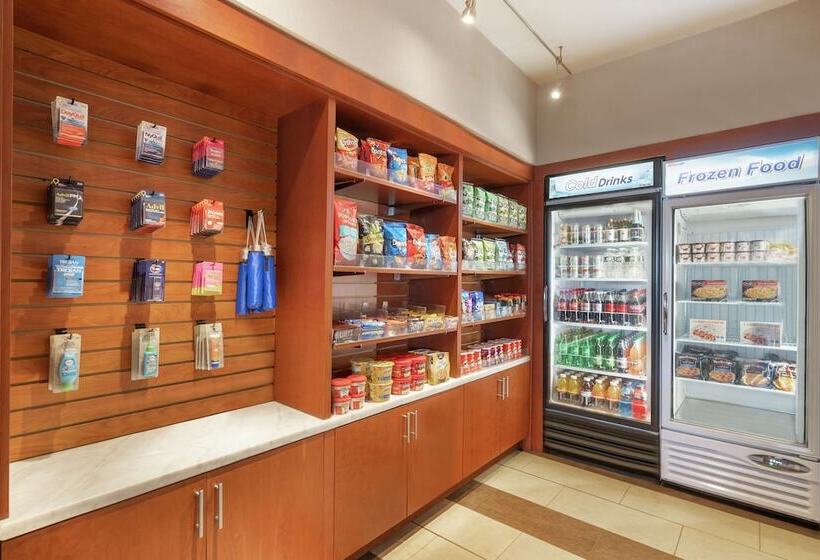 فندق Hampton Inn Portland Downtownwaterfront