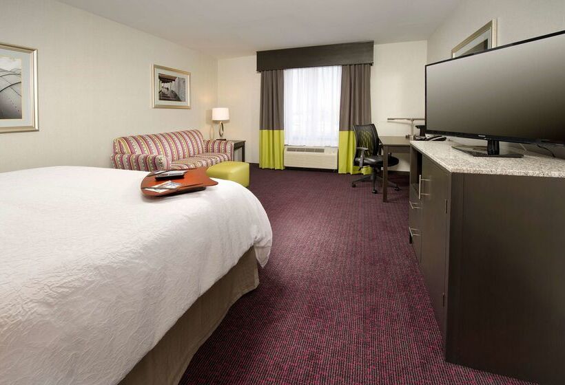 فندق Hampton Inn & Suites Buffalo Airport
