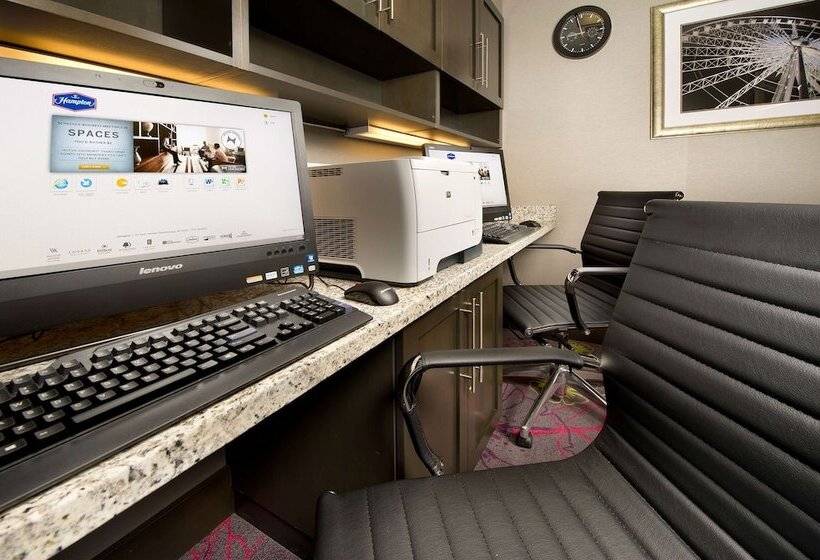 فندق Hampton Inn & Suites Buffalo Airport