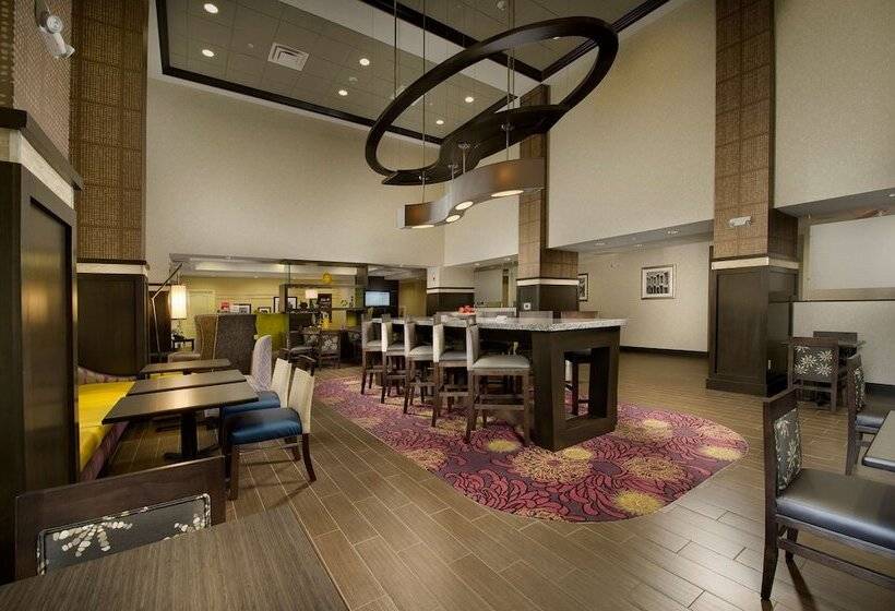 فندق Hampton Inn & Suites Buffalo Airport