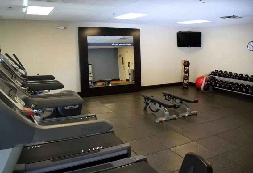 호텔 Hampton Inn & Suites Manteca