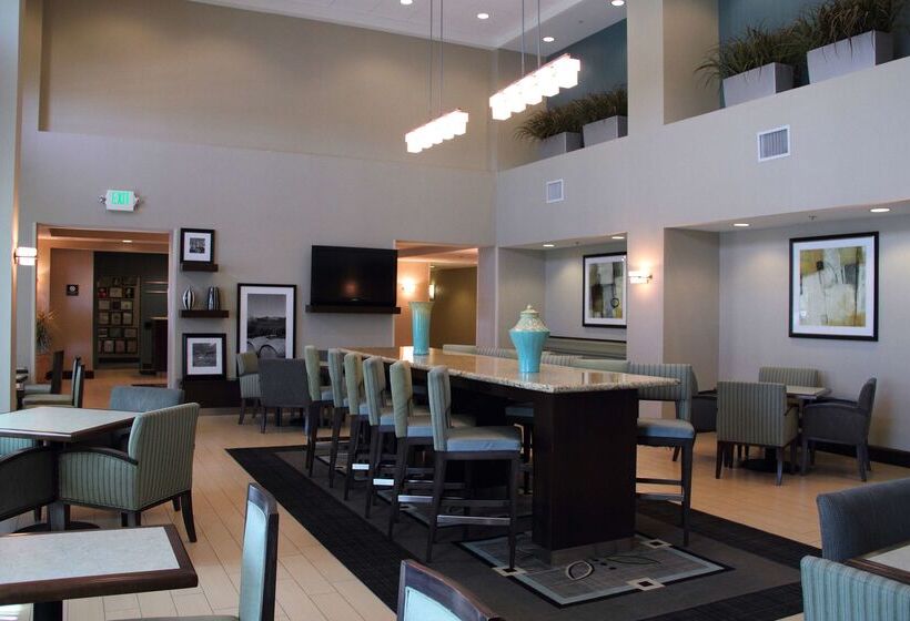 בית מלון כפרי Hampton Inn & Suites Manteca