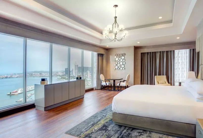 فندق Hilton Panama