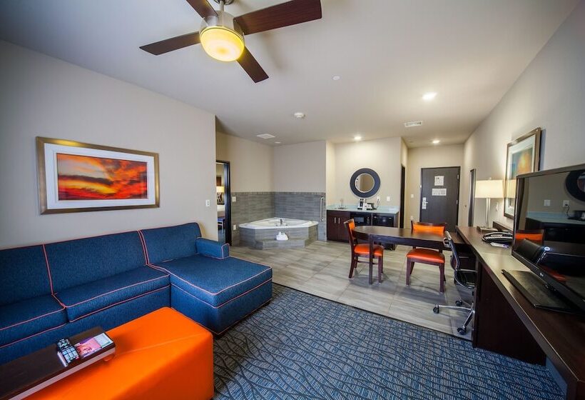 فندق Holiday Inn Express & Suites Oklahoma City Southeast, An Ihg