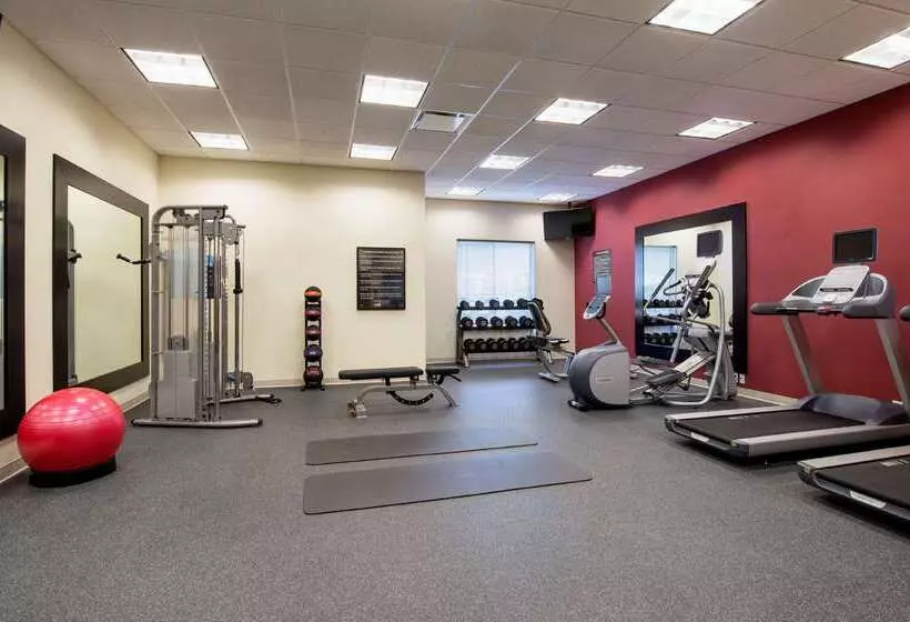 Отель Homewood Suites By Hilton Winnipeg Airport Polo Park, Mb