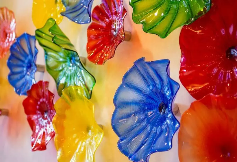 Отель Homewood Suites By Hilton Winnipeg Airport Polo Park, Mb