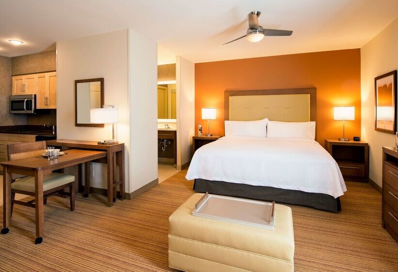 هتل Homewood Suites By Hilton Winnipeg Airport Polo Park, Mb