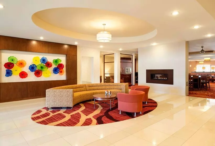 Отель Homewood Suites By Hilton Winnipeg Airport Polo Park, Mb