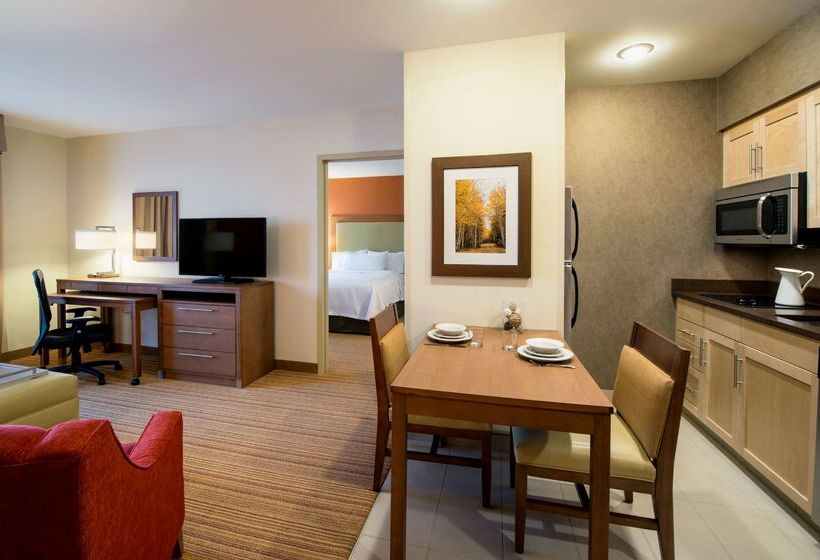 هتل Homewood Suites By Hilton Winnipeg Airport Polo Park, Mb