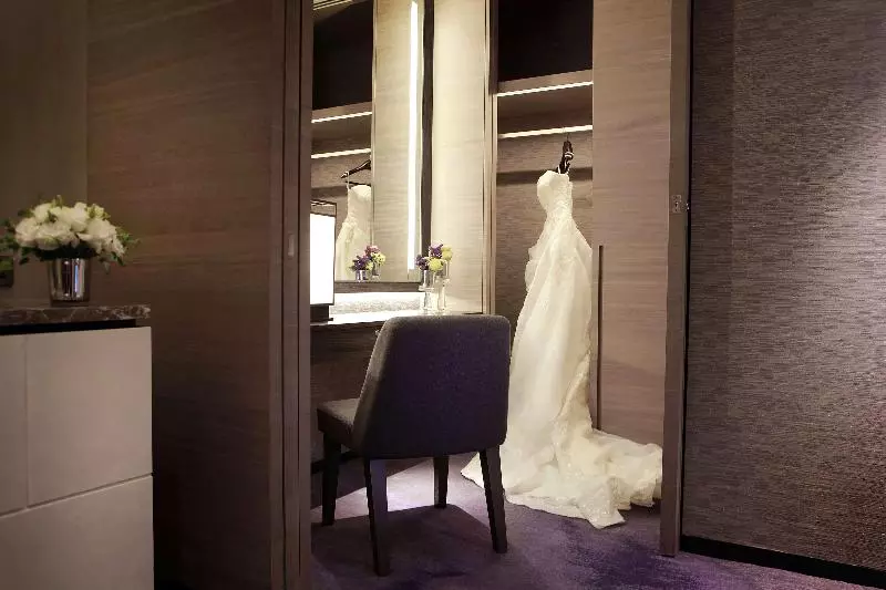 Humble House Hotel Taipei, Curio Collection By Hilton