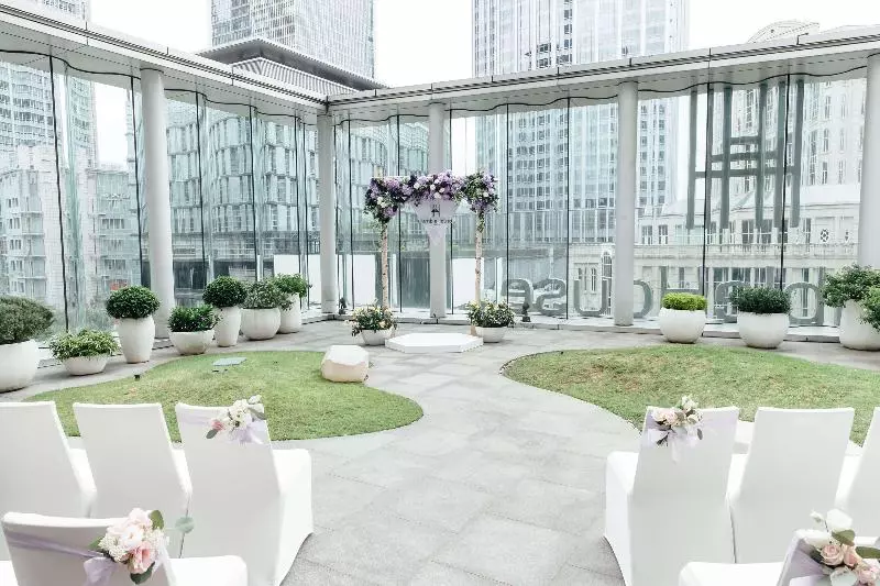 Humble House Hotel Taipei, Curio Collection By Hilton