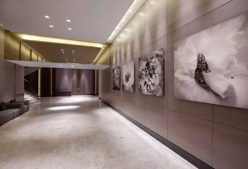 Humble House Hotel Taipei, Curio Collection By Hilton