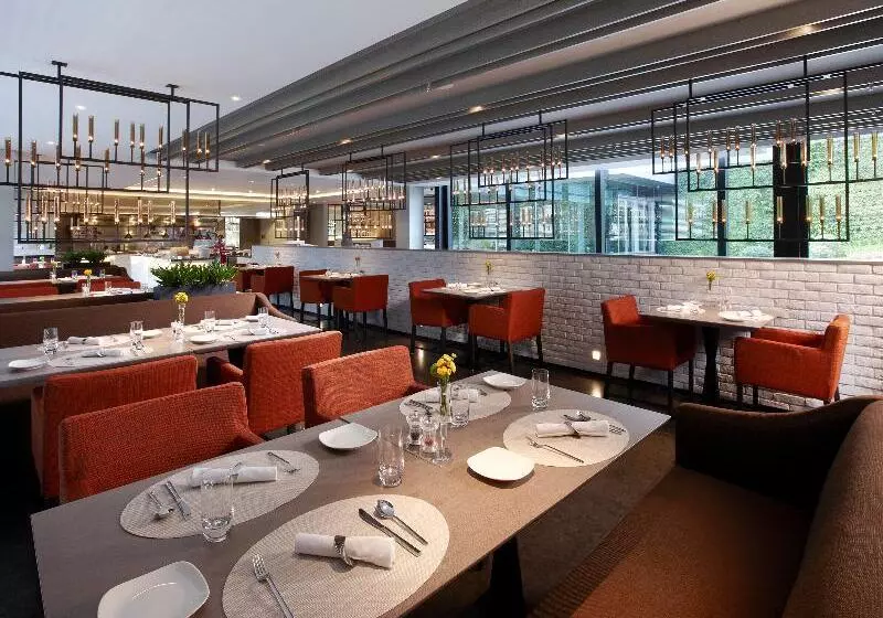 Humble House Hotel Taipei, Curio Collection By Hilton