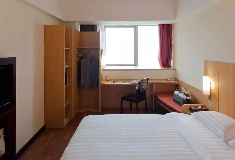 Hotel Qingdao Chengyang