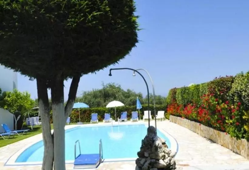 هتل Irene Apartments