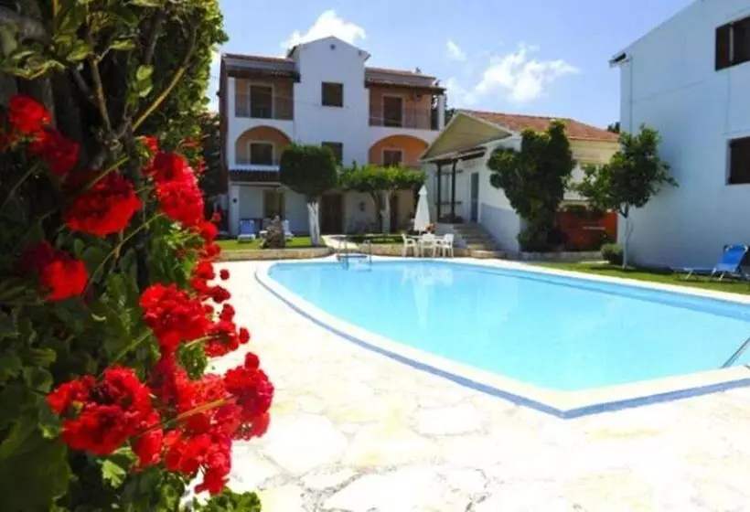 هتل Irene Apartments