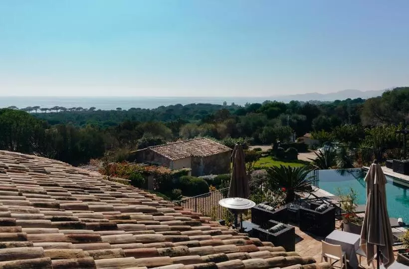 Hotel Les Bergeries De Palombaggia