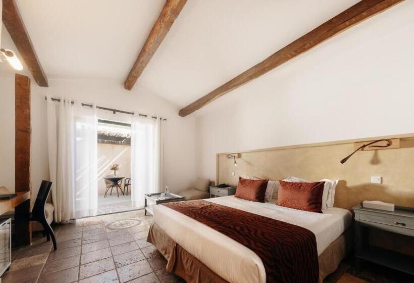 בית מלון כפרי Les Bergeries De Palombaggia