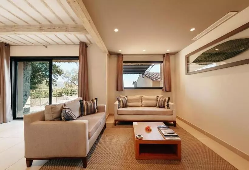 Hotel Les Bergeries De Palombaggia