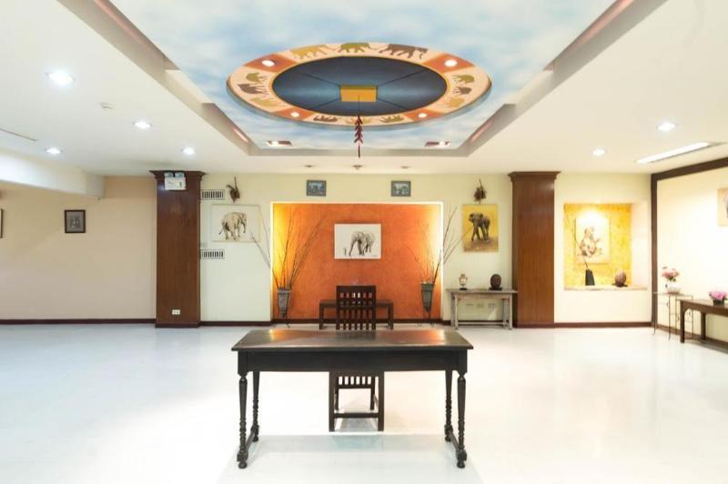 호텔 Night Bazaar Place