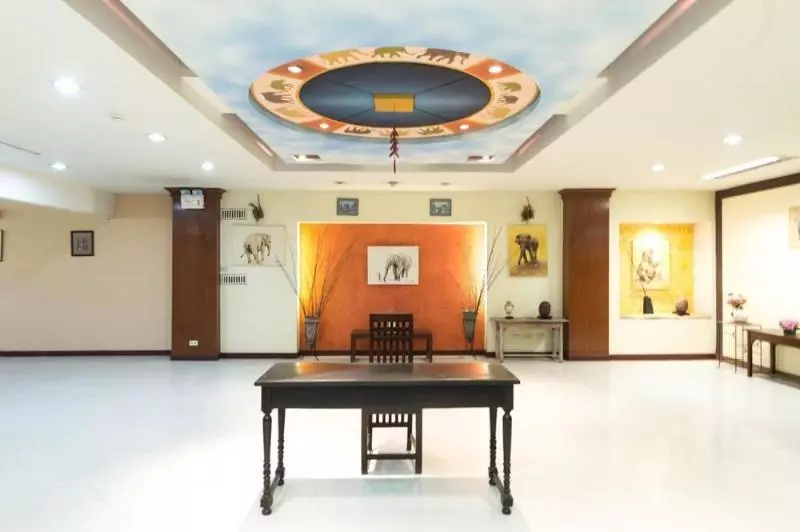 Отель Night Bazaar Place