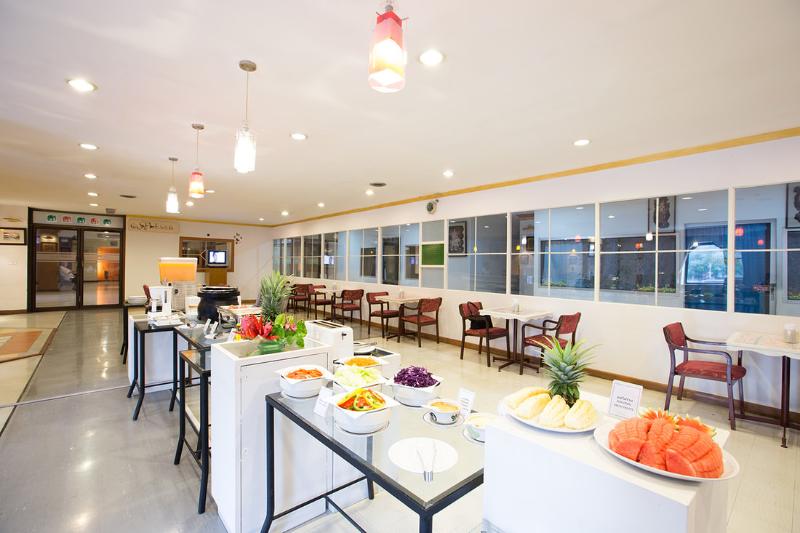 호텔 Night Bazaar Place