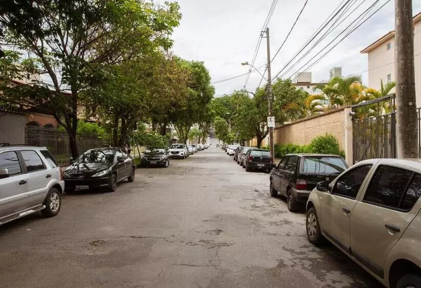 בית מלון כפרי Pampulha Flat