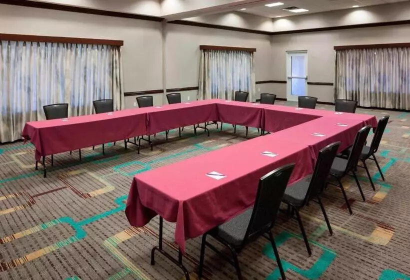 בית מלון כפרי Residence Inn Tucson Airport