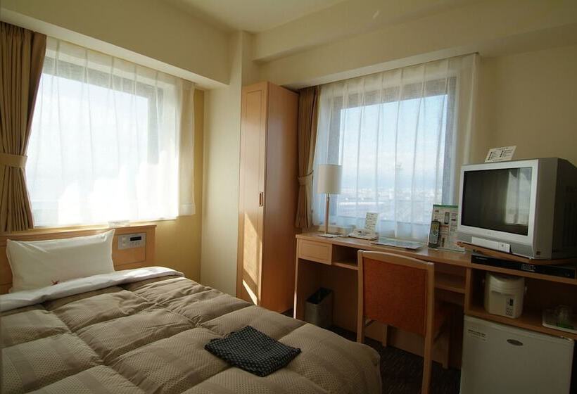 Отель Route Inn Grantia Hakodate Ekimae