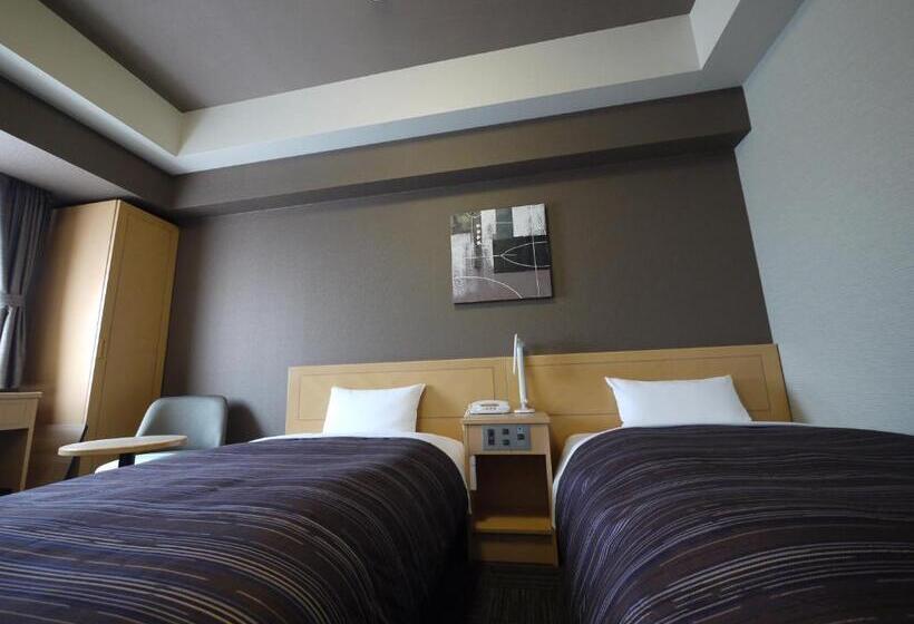 Отель Route Inn Grantia Hakodate Ekimae