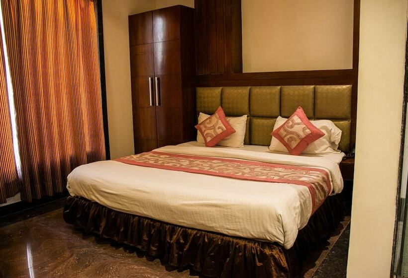 ホテル Sohana Palace