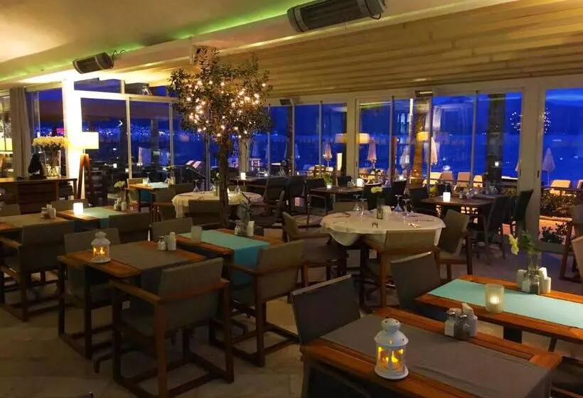 The Beachfront Hotel Adult Only 16 Plus